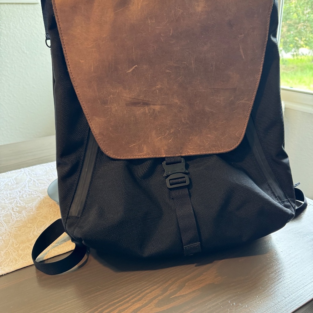 Waterfield Staad Backpack